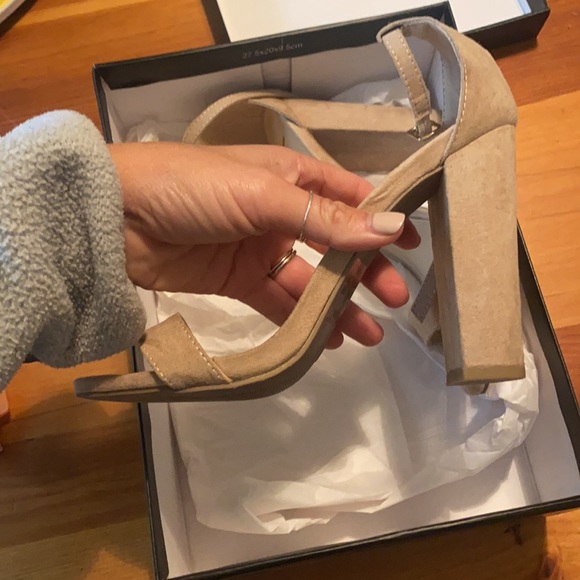 Lulus heels - Picture 11 of 13